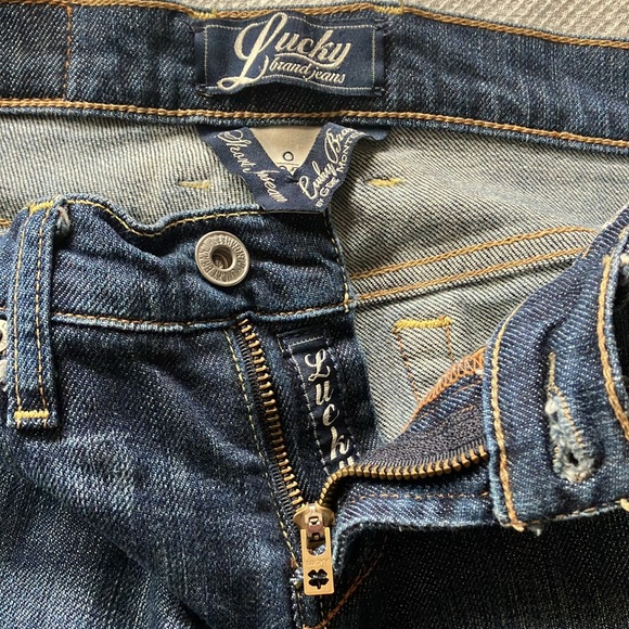 Lucky Jeans - Picture 3 of 5